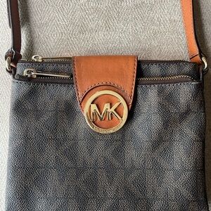 Michael Kors crossbody